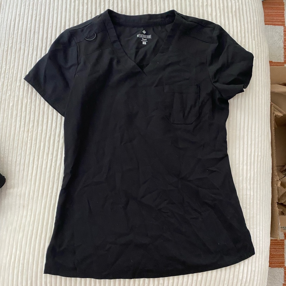 Med Couture Touch Scrub Top